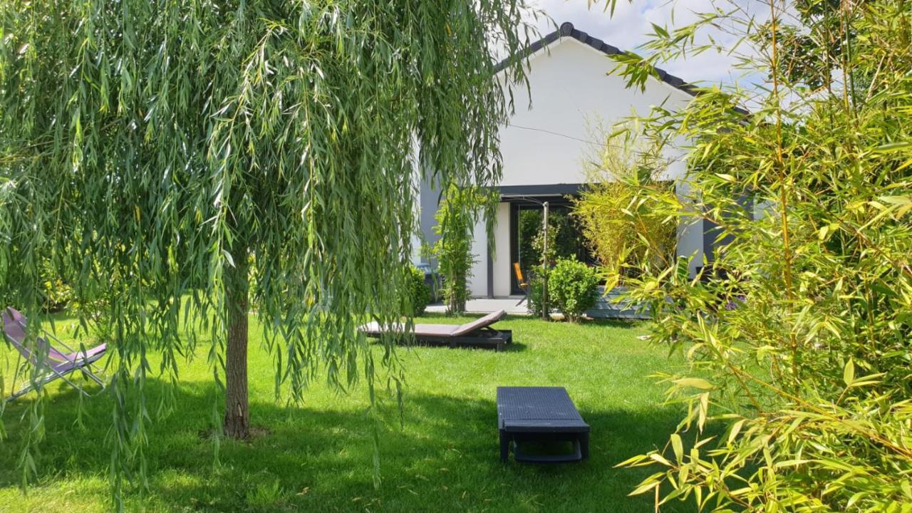 Bed and Breakfast La Zénitude Chamarandes Exterior foto